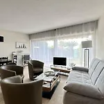 A050-studio Avec Jardin Prive Pres De La * Cannes