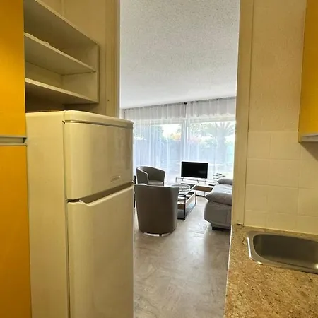 A050-studio Avec Jardin Prive Pres De La Apartment *